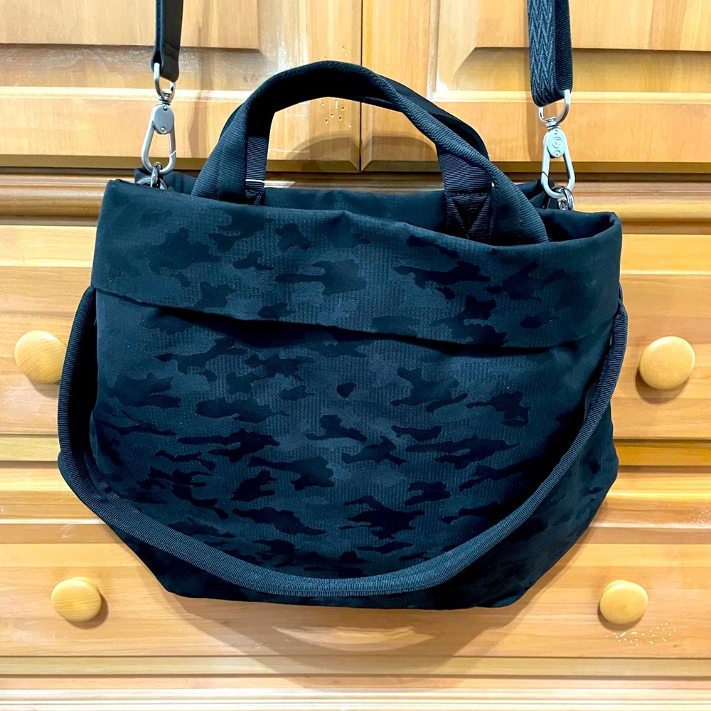 Lululemon On My Level Bag 1.0, 19L